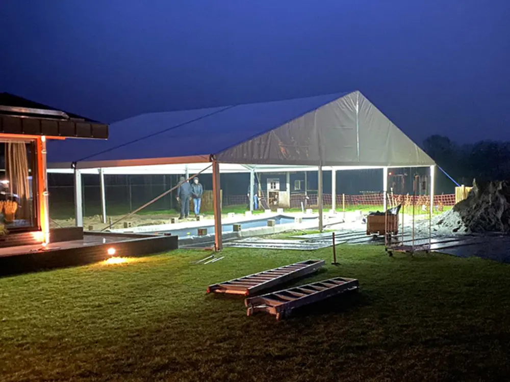NL-Tenten- doorwerktent aluhal-10x15meter-bouw--tijdelijke-zwembadoverkapping